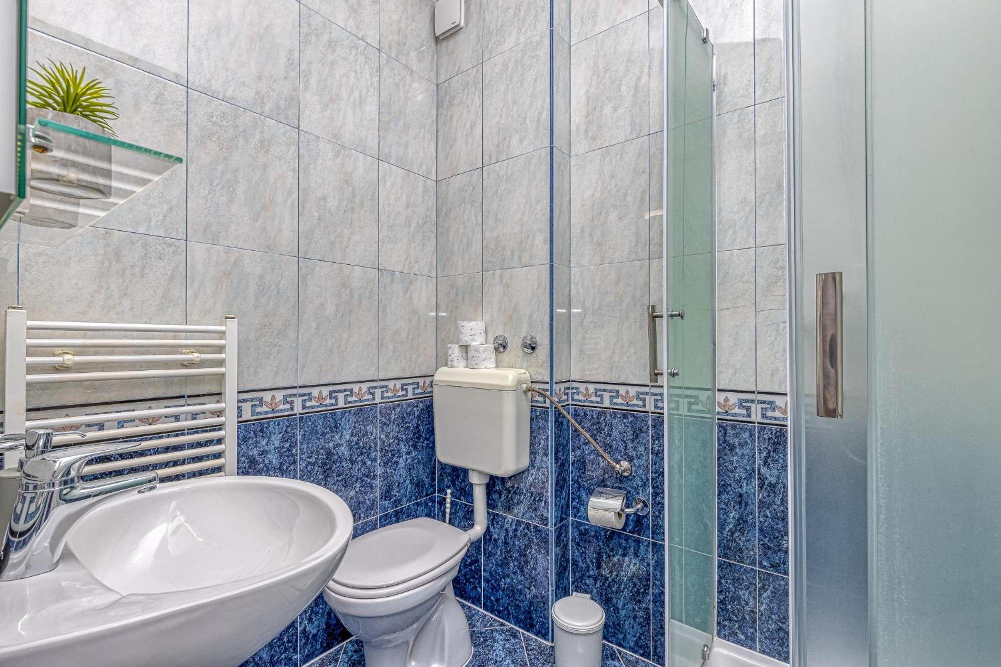 Villa Mihaela โตรกีร์ ห้อง รูปภาพ